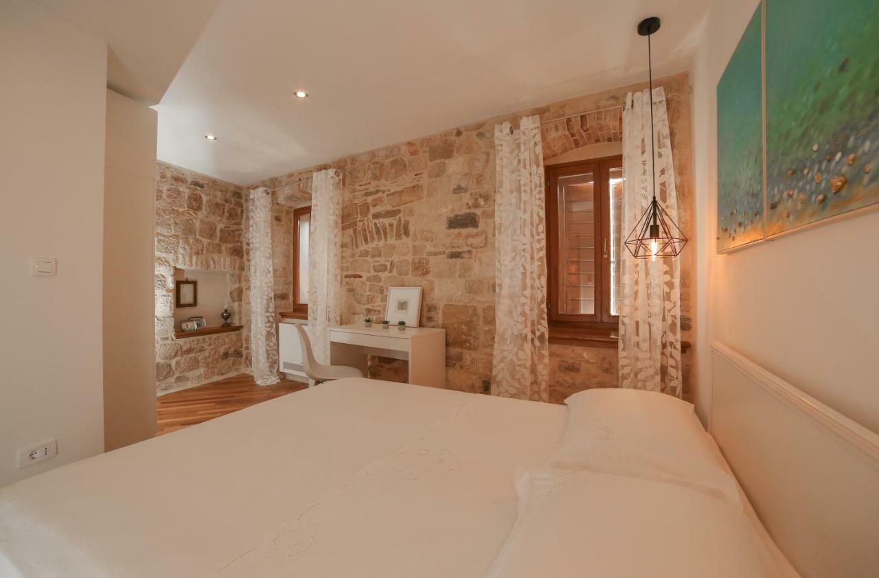 Vila Magdalena Supetar Εξωτερικό φωτογραφία